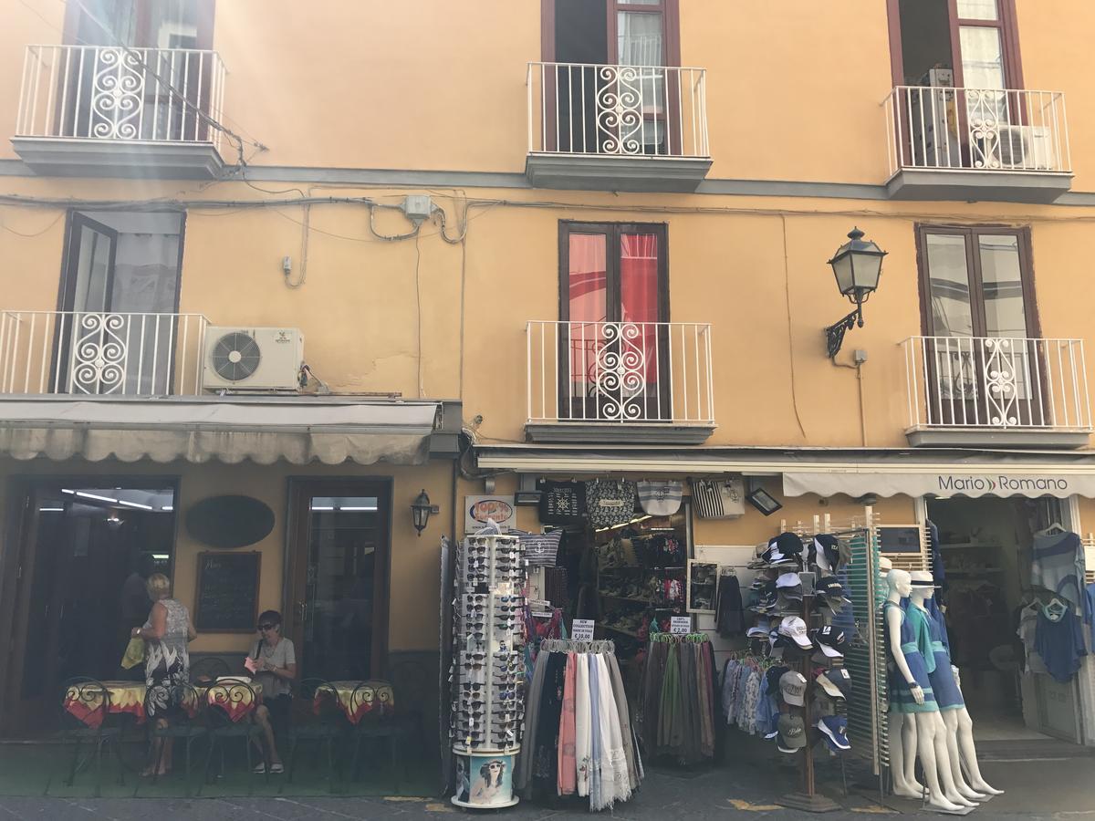Sorrento Deluxe B&B Екстериор снимка