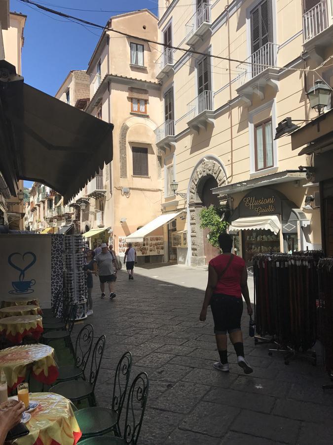 Sorrento Deluxe B&B Екстериор снимка